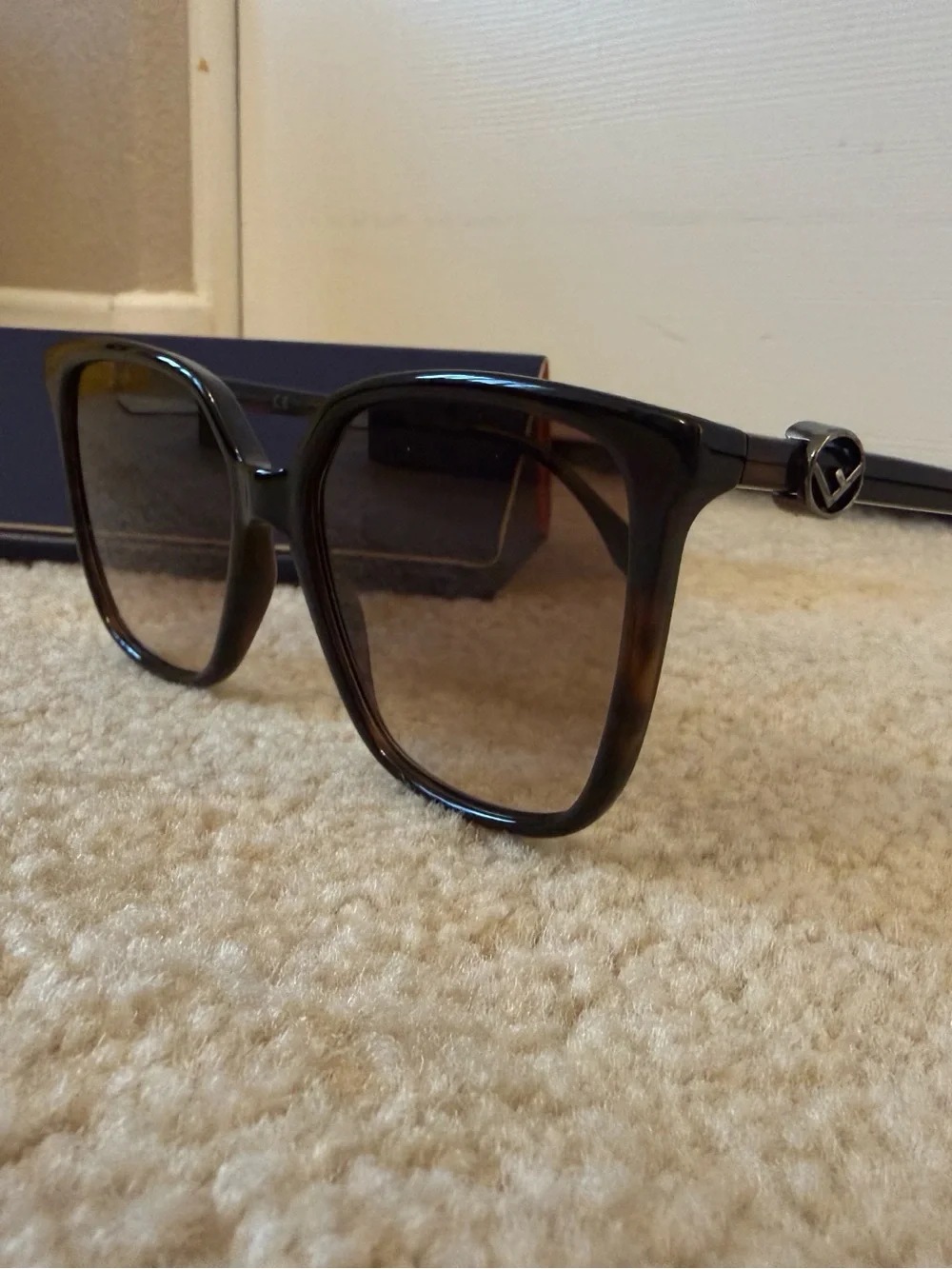 Fendi FF 0318/S Women’s Tortoise Sunglasses Brown Gradient UV400